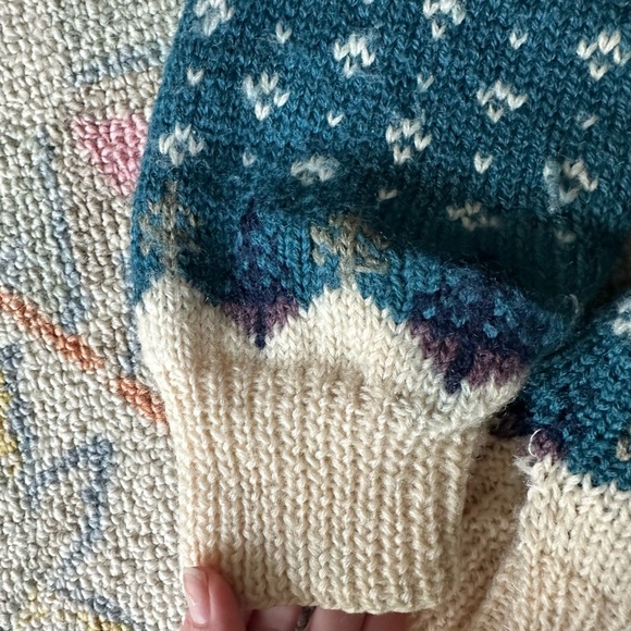 vintage wool hand-knit ski sweater - Picture 5 of 7